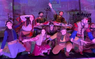 Gaziantep Şehir Tiyatrosu’na “Yılın Tiyatro Ekibi” ödülü