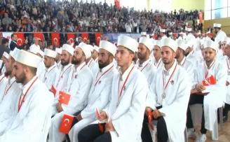 Gaziosmanpaşa’da 250 öğrenci hafız icazet aldı
