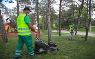 Gaziosmanpaşa Millet Bahçesi yemyeşil doğasıyla yaza hazırlanıyor
