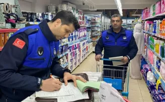 Gemlik Zabıtası’ndan zincir marketlere kapsamlı denetim