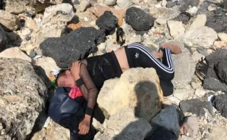 Genç kadını dövüp kayalıklara attılar
