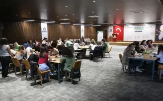 Gençler iklim sorunları için buluştu