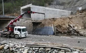 Giresun’da derede can pazarı
