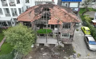 Gölcük’te tarihi yapı kütüphaneye dönüşüyor