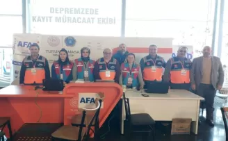 Gönüllü öğretmenler gönüllere dokundu
