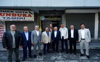 Gönüllü STK’lar Memduh Büyükkılıç’la bayramlaştı