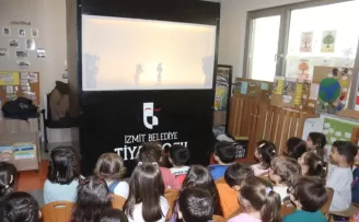 Gülümse Çocuk’tan miniklere Karagöz–Hacivat sürprizi