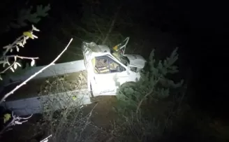 Gümüşhane’de kamyonet uçuruma yuvarlandı: 2 ölü, 1 yaralı
