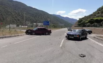 Gümüşhane’de trafik kazası: 3 yaralı