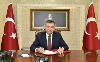 Gümüşhane’nin yeni Valisi Alper Tanrısever görevine başladı
