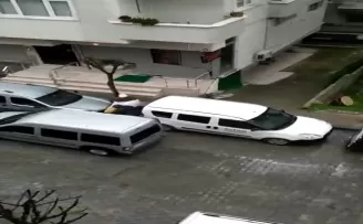 Güngören’de güpegündüz iş yeri hırsızlığı kamerada
