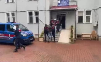 Haberleşme ve enerji kablolarını çalan 3 kişi tutuklandı
