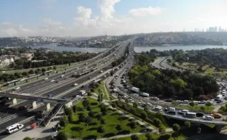 Haliç’te trafik yoğunluğu havadan görüntülendi
