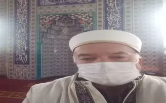 Hangi camide ihtiyaç varsa gönüllü olarak orada hizmet veriyor
