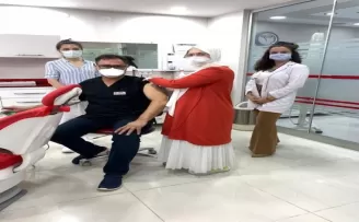 Hemşire Saliha Aybastı’dan diş hekimi eşine 