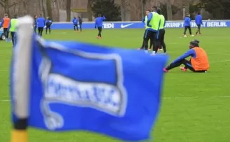 Herhta Berlin’de bir futbolcuda korona virüs görüldü
