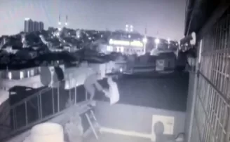 Hırsızlar bu kez kapıdan değil çatıdan girdi
