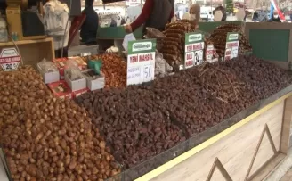 Hurmalar tezgahları süsledi
