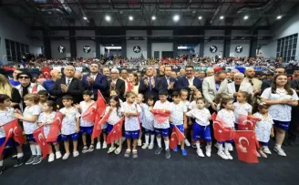 İBB Fatih Spor Kompleksi yeni çehresiyle açıldı