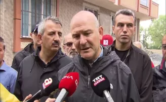 İçişleri Bakanı Soylu, Esenyurt’ta incelemelerde bulundu
