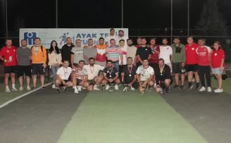 İMO Bursa Şubesi’nden ayak tenisi turnuvası