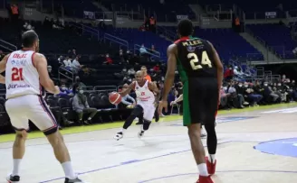 ING Basketbol Süper Ligi: Bahçeşehir Koleji: 102 - Semt77 Yalovaspor: 79
