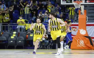 ING Basketbol Süper Ligi: Fenerbahçe Beko: 90 - Anadolu Efes: 68
