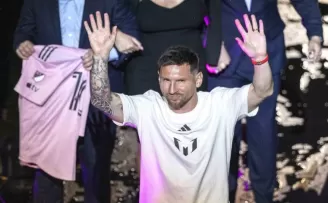 Inter Miami, Messi ve Busquets için imza töreni düzenledi
