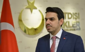 İslam karşıtlığı Fransa’da cinnet halinde
