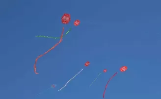 İstanbul Çekmeköy’de gökyüzünde renk cümbüşü