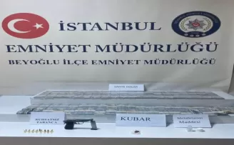 İstanbul’da 700 bin sahte dolar ele geçirildi
