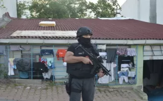 İstanbul’da DEAŞ’a şafak baskını...10 ilçede 20 adrese eş zamanlı operasyon
