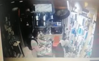 İstanbul’da “esnafın kabusu” Cezayirli telefon hırsızı yakalandı
