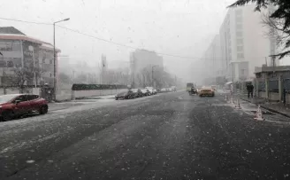 İstanbul’da kar yağışı etkili oluyor
