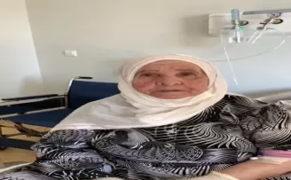 Korona virüsü yenen 93 yaşındaki Alye nine alkışlarla taburcu oldu