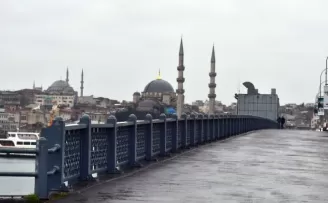 İstanbul’da sokaklar boş kaldı
