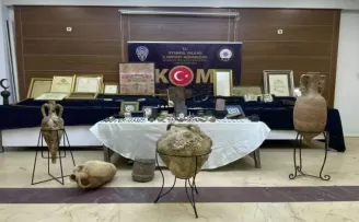 İstanbul’da tarihi eser kaçakçılarına operasyon: 5 gözaltı
