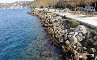İstanbul’da tedirgin eden görüntü: Beykoz’da deniz çekildi
