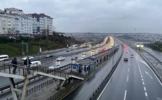 İstanbul güne yağmurla uyandı
