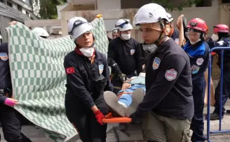 İstanbul Maltepe’de gerçeğini aratmayan tatbikat