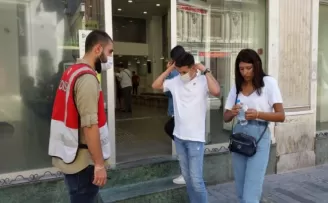 İstiklal Caddesinde maske denetimi
