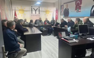 İYİ Parti heyeti İpsala’da esnafın nabzını tuttu