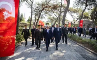 İzmir’de 15 Temmuz şehitleri anıldı