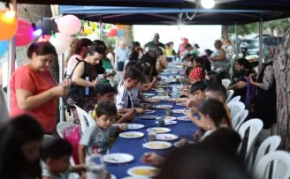 İzmir Karabağlar’da mahalle kültürü yeniden canlanıyor