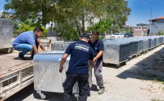 İzmir Narlıdere’ye 200 yeni çöp konteyniri