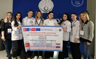 İzmirli öğrenciler Türk mutfağını uluslararası platformda tanıttı