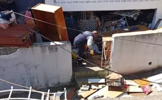 İzmit’te belediyeden çöp eve müdahale