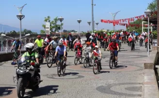 İzmit’te pedallar 19 Mayıs için çevrildi