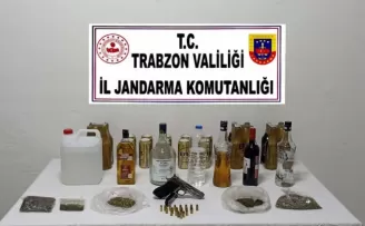 Jandarmadan sahte alkol ve uyuşturucu operasyonu
