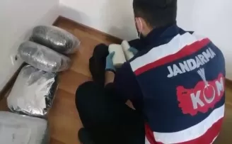 	Jandarmadan “torbacı“ operasyonu